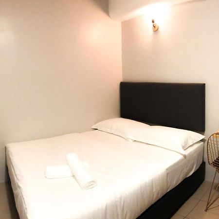 ホテル Hako Xpress Tmn Skudai Baru エクステリア 写真